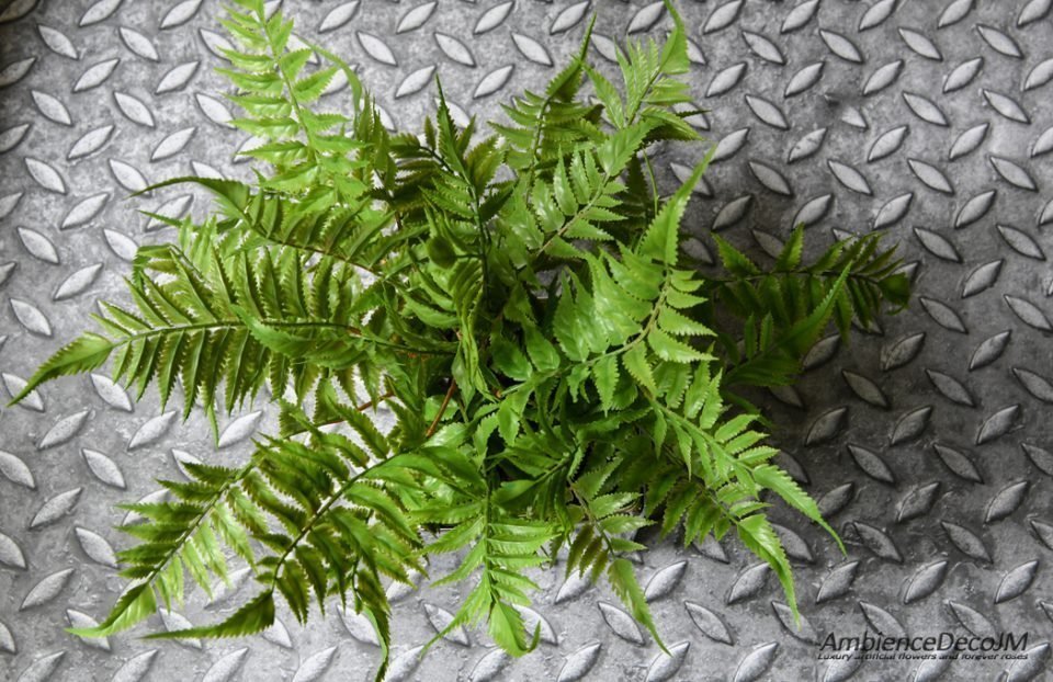 Potted artificial fern